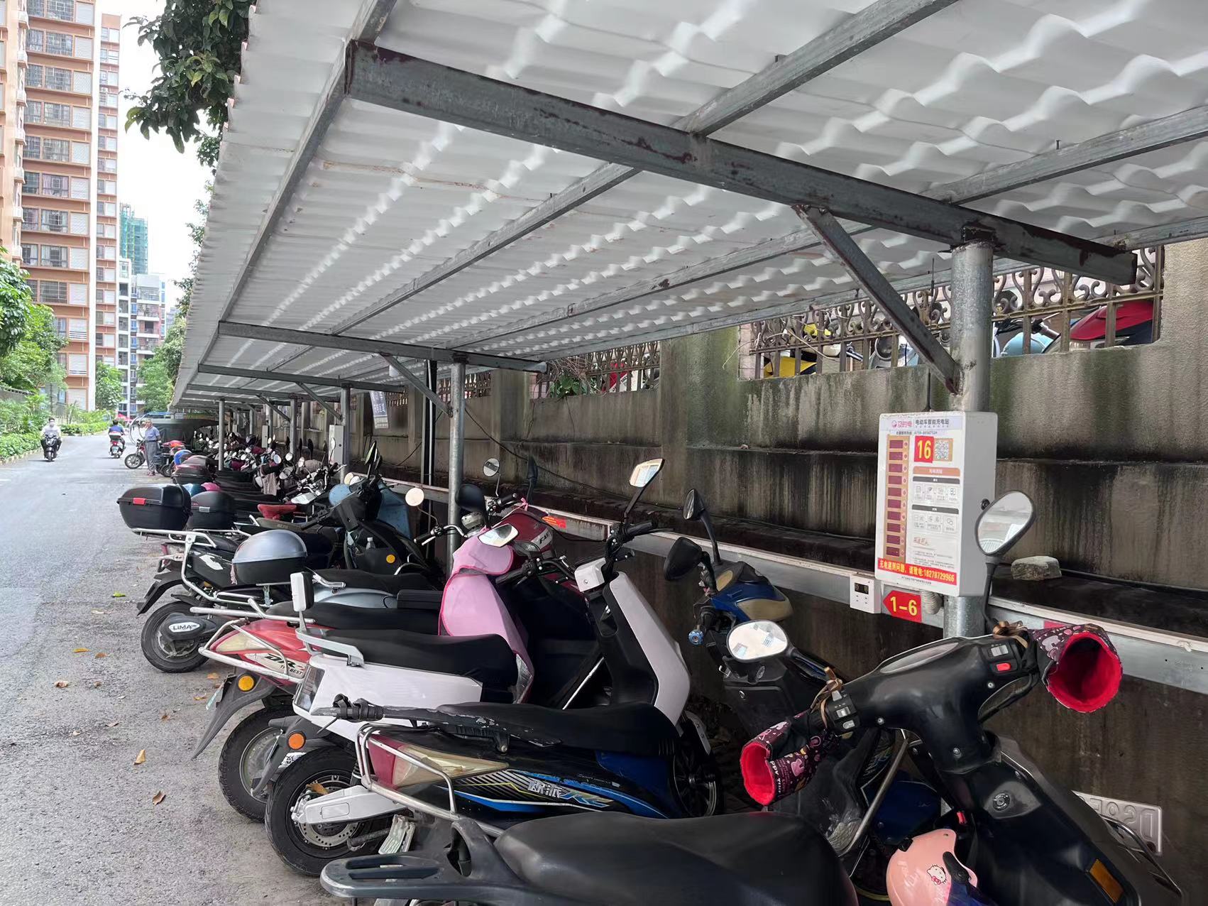 及時(shí)電戶外10 路電動(dòng)自行車充電樁下雨天可以充電嗎？