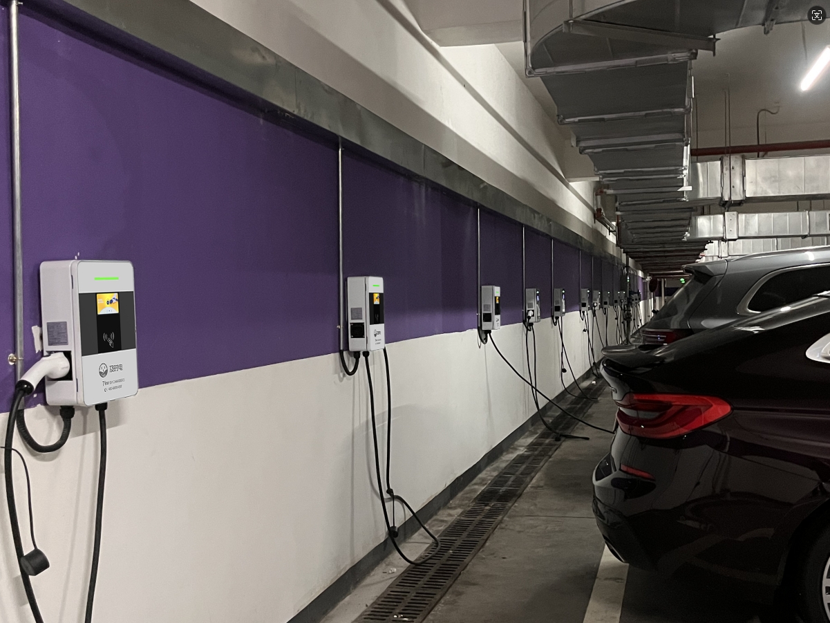 及時電充電樁安裝費用是多少？